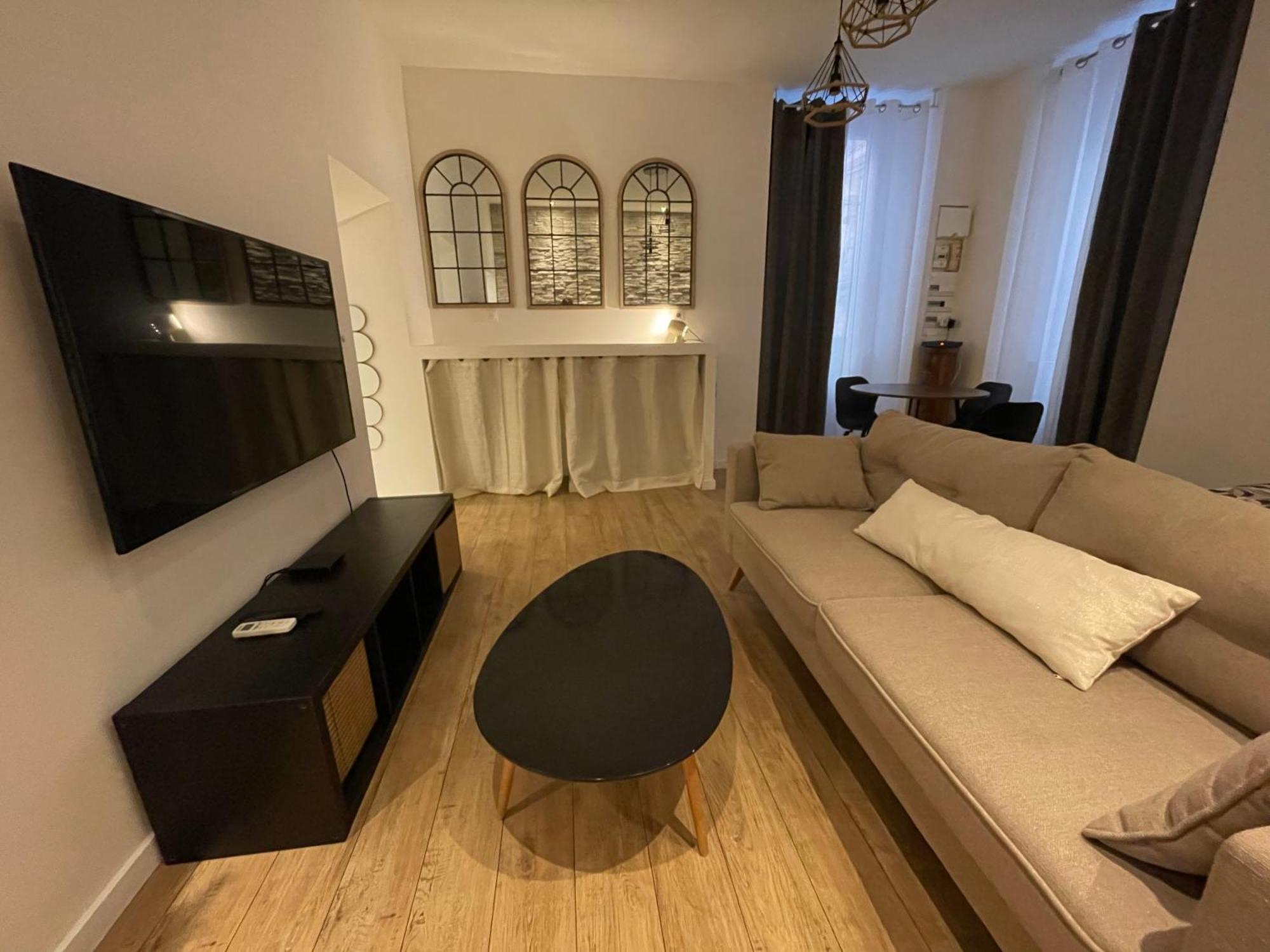 Appartement Place Du Marche Bastia Centre Avec Entree Indep Bastia (Corsica)
